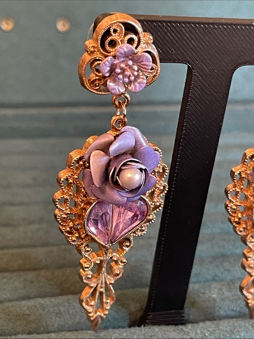 Vintage 1928 Purple Enamel Faux Pearl Heart Rhinestone Dangle Pierced Earrings - Picture 3 of 8